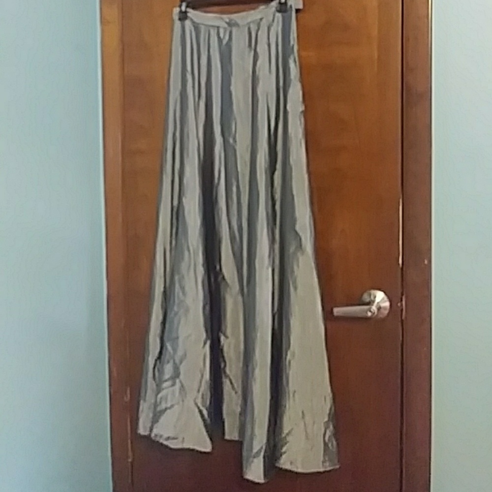Hugo Buscati Smoke Blue Skirt Size 8